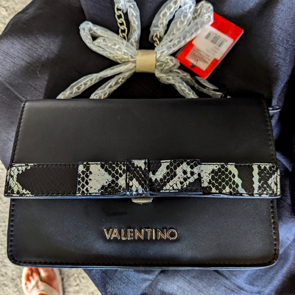 Valentino purse - Picture 1 of 7